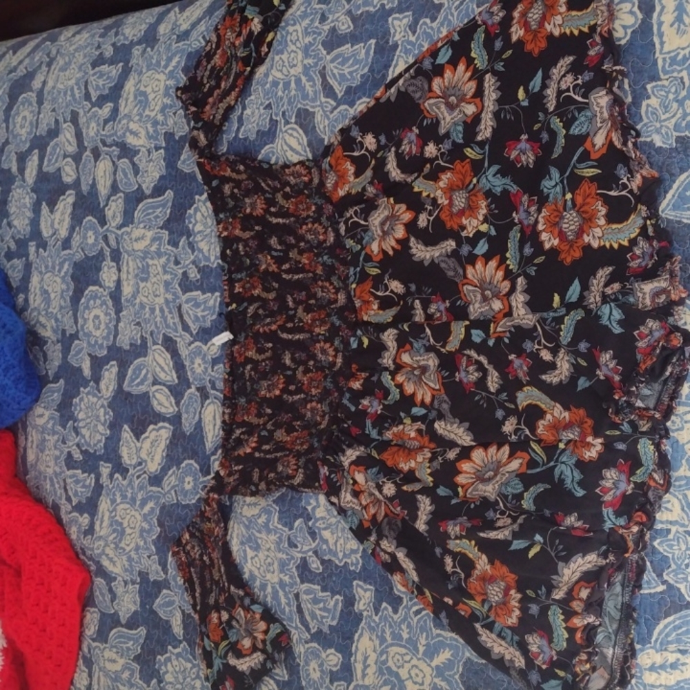 Beautiful Patterned Gypsy Short Romper - Picture 2 of 3